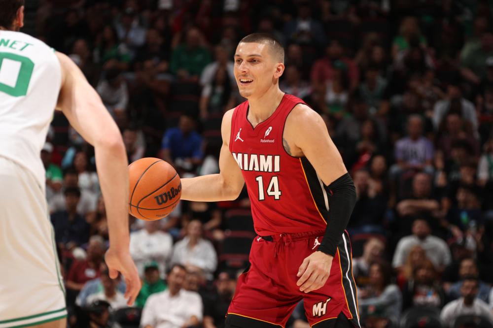 足球比赛的 足球比赛的