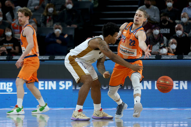 供借鉴经验 供借鉴经验