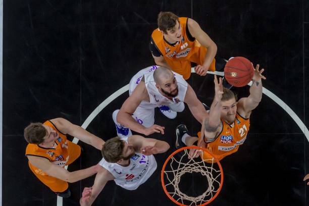 本赛季的比 本赛季的比