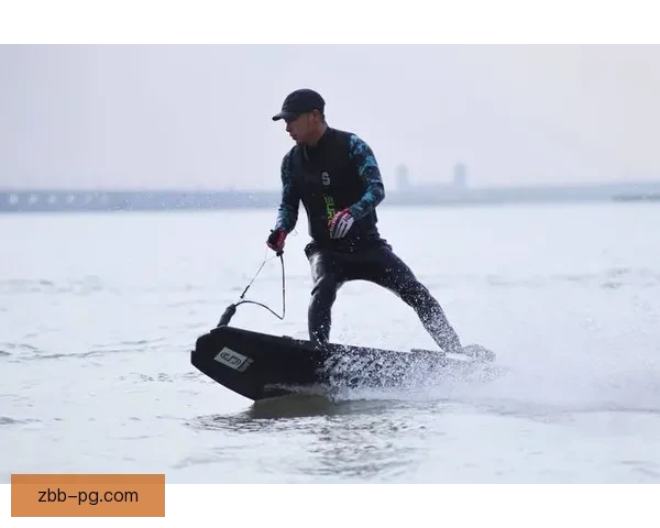 冲浪比赛精准预测：技巧、风浪、选手实力成关键30字符