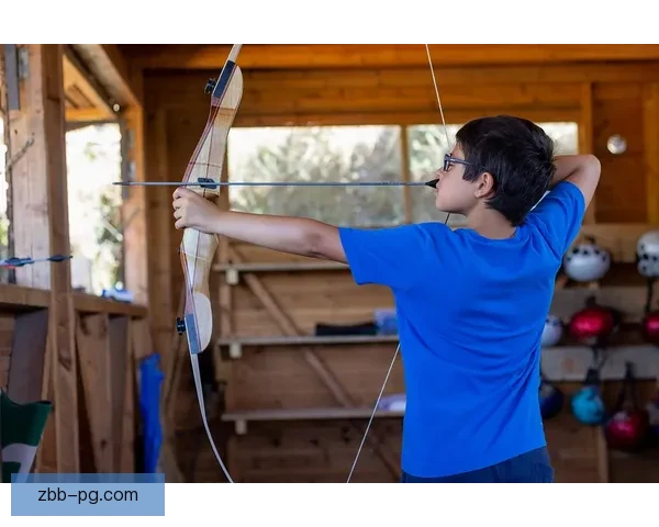 学习射箭技巧，精通射箭技能视频分享