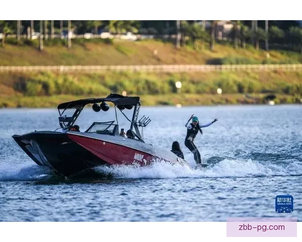 浪潮悦动：畅享冲浪赛事精彩回放