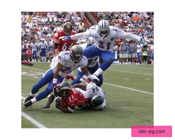 橄榄球盛宴：重返巅峰，燃爆球场