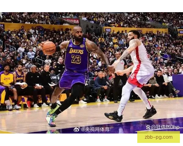 火箭逆转战胜湖人，取得关键胜利